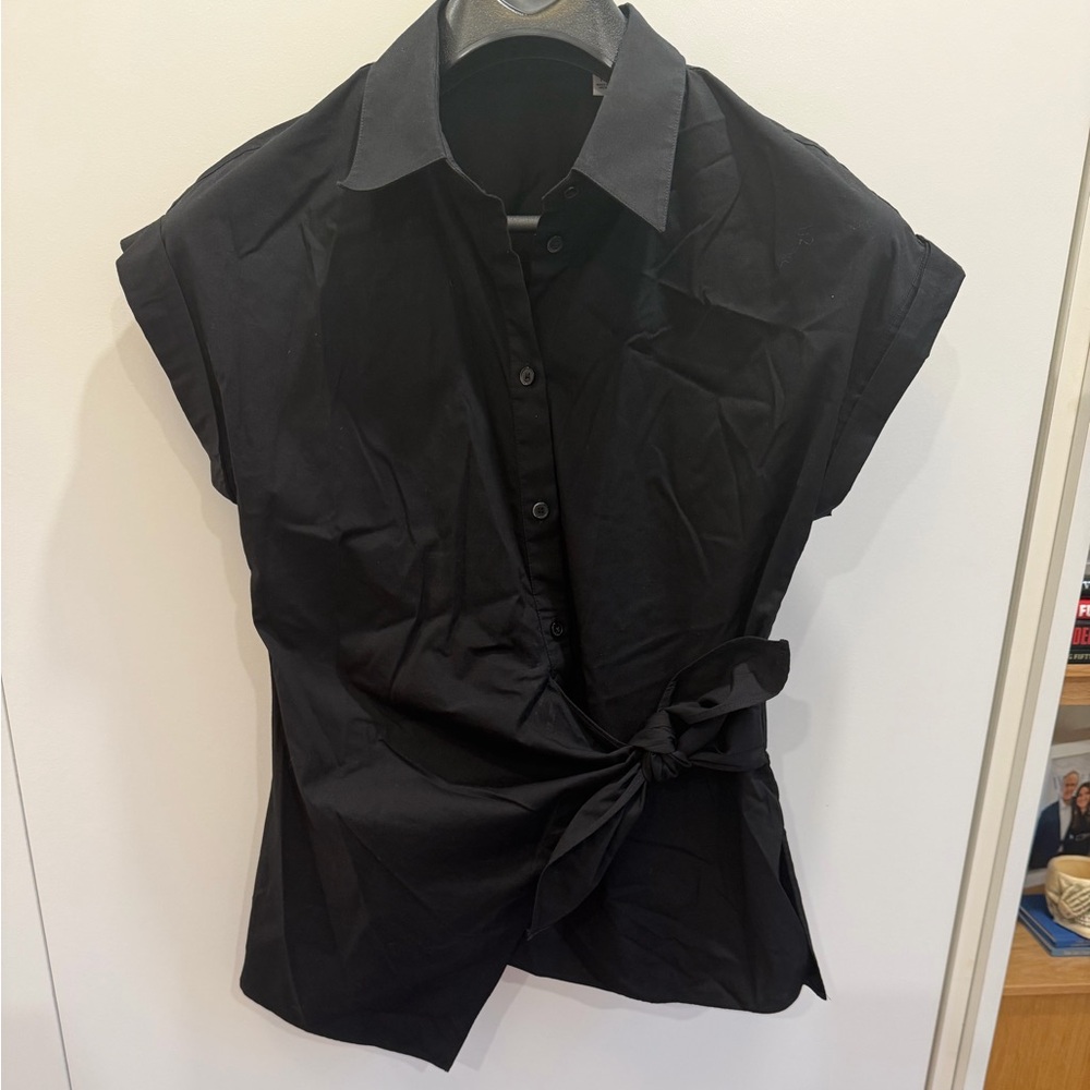 Aritzia Blueprint Blouse in black